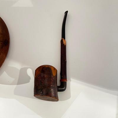 1434 Teak Pipe Stand with Pipe
