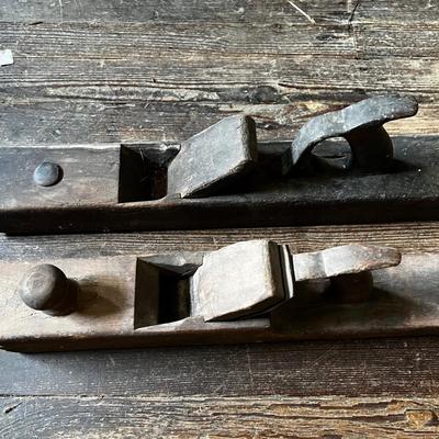 N1438 Two Antique Planers