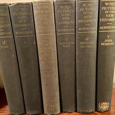 Vintage World Pictures in the New Testament Series Lot (FIRST EDITION?)