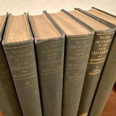 Vintage World Pictures in the New Testament Series Lot (FIRST EDITION?)