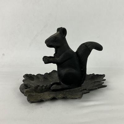 900 Vintage Iron Squirrel Nutcracker