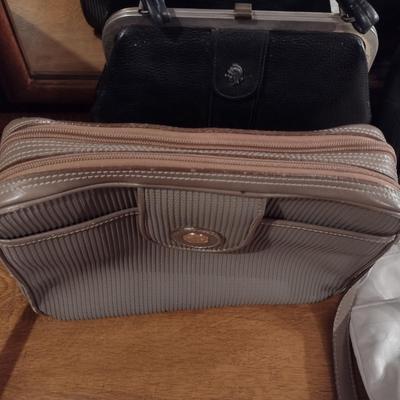 Collection of Handbags (#4)