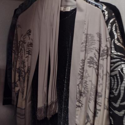 Collection of Ladies Clothing (D)