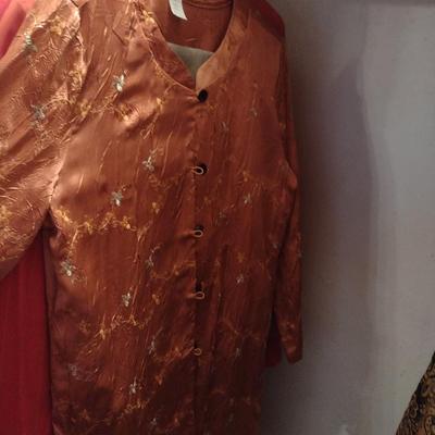 Collection of Ladies Clothing (D)