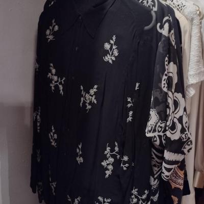 Collection of Ladies Clothing (D)