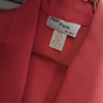 Collection of Ladies Clothing (D)