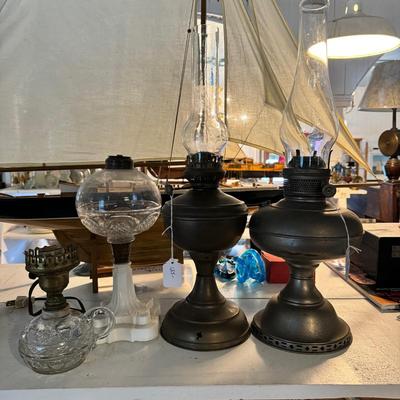 1472 Lot of Vintage Oil Lamps , Finger Lamp