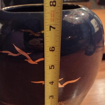 Painted Japanese Porcelain Seagull Otagiri Vase