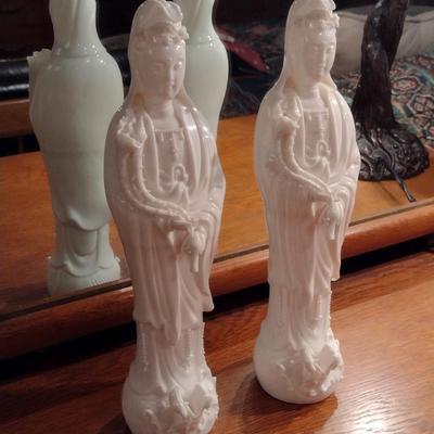 Pair of Blanc de Chine Goddess Figurines