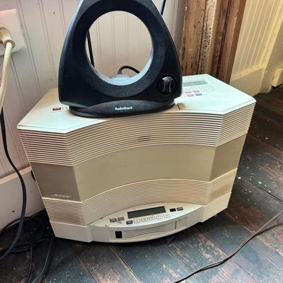 1476 Bose Acoustic Wave Radio
