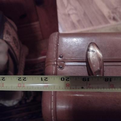 Pair of Vintage Samsonite Streamlite Faux Leather Hard Shell Suitcases