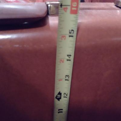 Pair of Vintage Samsonite Streamlite Faux Leather Hard Shell Suitcases