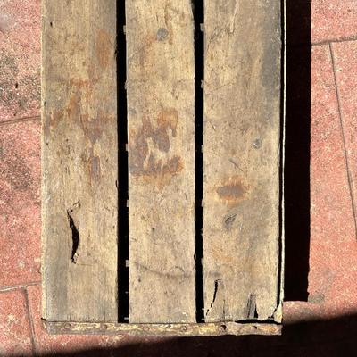 Vintage Dr. Nut Soda Wooden Crate