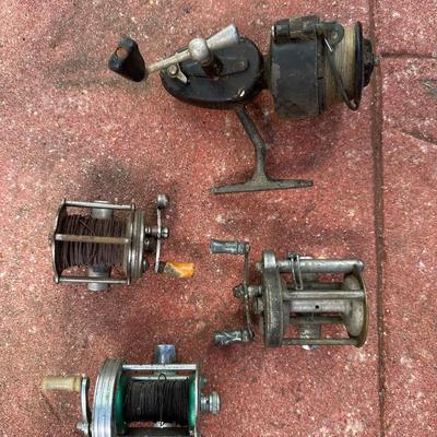 Four Vintage Fishing Reels (4)