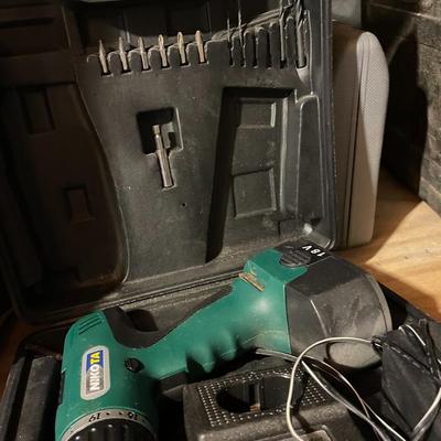 Small Handheld Power Tools Lot