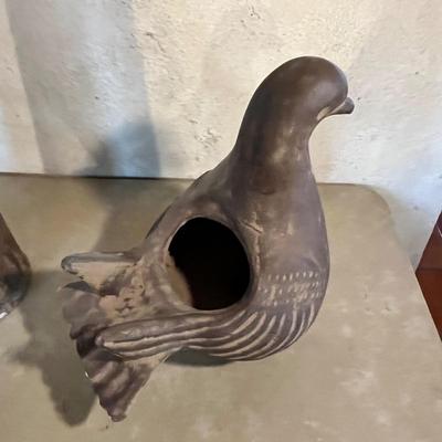 Sculpture & planter