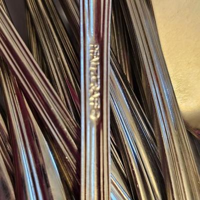 1 set Pfaltzgraff flatware stainless plus misc Stainless spoons, forks and knives