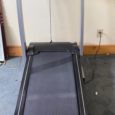 HealthTrainer Treadmill