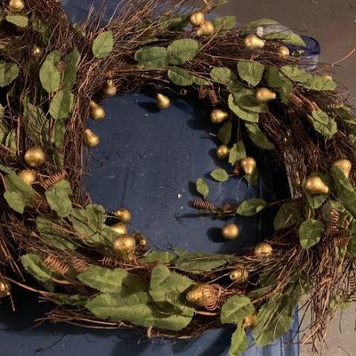 Setof 3 twisted wood and leaf wreaths