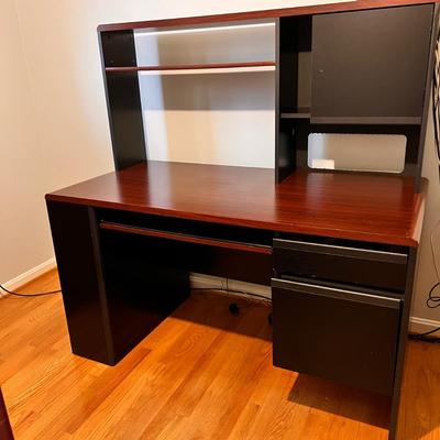 Office Computer Desk w Hutch