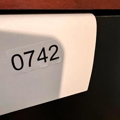 Office Computer Desk w Hutch