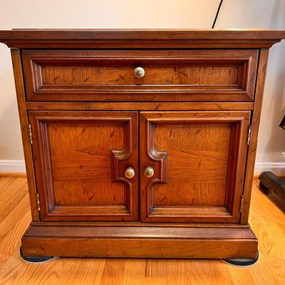 Vintage "Wellington Park" by Drexel Night Stand End Table