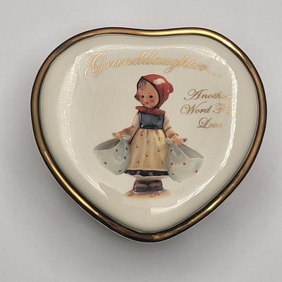 2007 Porcelain Hummel Granddaughter Music Box