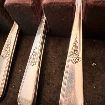 36 Piece Lot Holmes & Edwardâ€™s Inlaid International Silver Flatware