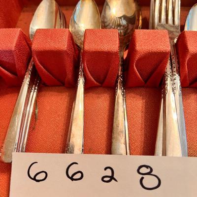 1881 Rogers Oneida Ltd. 44 Piece Flatware Lot