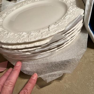 Wedgwood Queensware Set