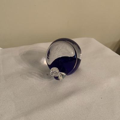 Glass elephant