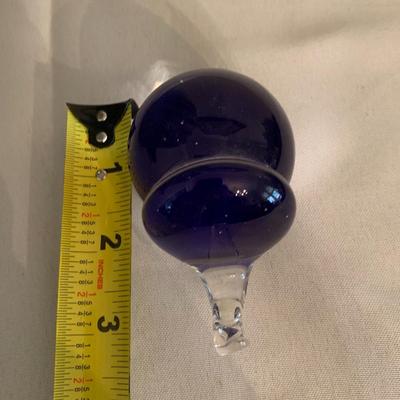 Glass elephant