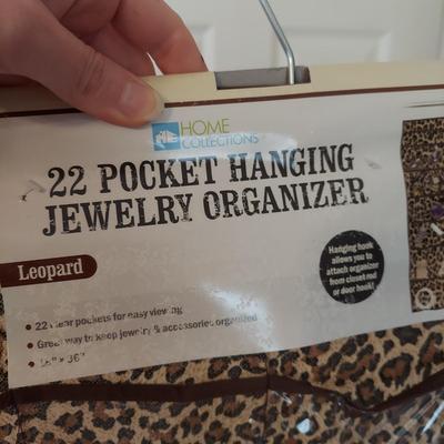 Jewelry Organizers (HC2-BBL)