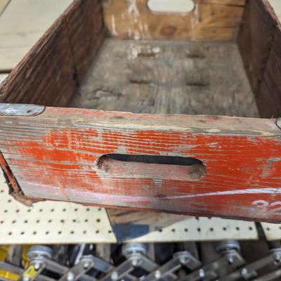 Vintage Crates & Wood Flag Wall Decor 1 Coca-Cola