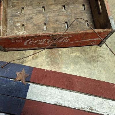 Vintage Crates & Wood Flag Wall Decor 1 Coca-Cola