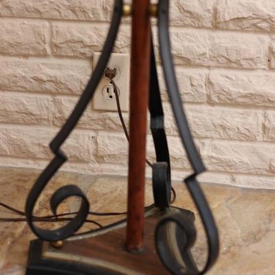 Floor Lamp w/ Built in Table