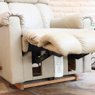 LA-Z-BOY Recliner