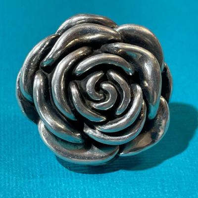 Vintage Large Sterling Silver Fashion Flower Ring Size 7-1/2 & Flower Top 1-1/4" Diameter in Good/Preowned Condition as Pic'd.