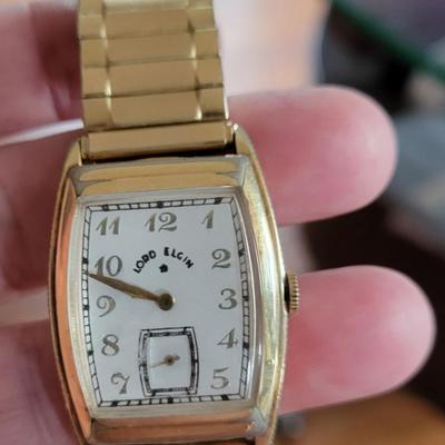 Watch Lot Ben Elgin 14k Gold Filled, Benrus and Ladies Vintage