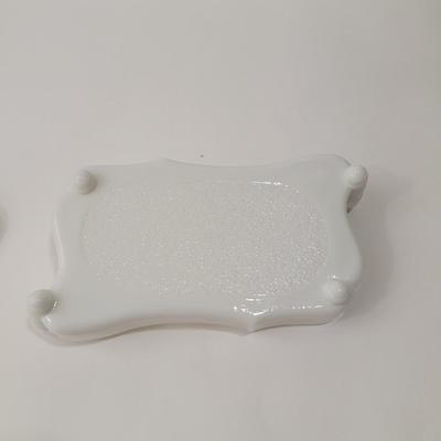 Vintage Imperial Sea Shell Milk Glass Trinket box