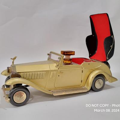 MCM Musical Decanter / Rolls Royce car Holder