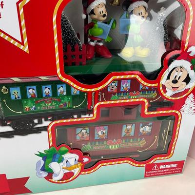 -27- HOLIDAY | Disney Mickey Mouse Holiday Express 36 Piece Train Set