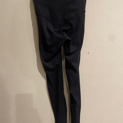 Lululemon Black sz 0-2 (unknown)