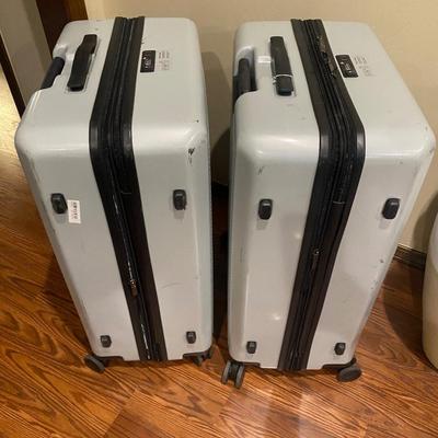 2 - 26" suitcases - spinner wheels
