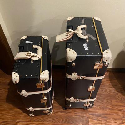 24" & 26" Steamboat Luggage
