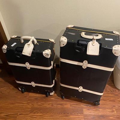 24" & 26" Steamboat Luggage