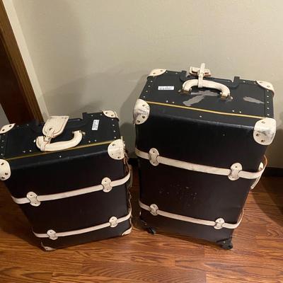 24" & 26" Steamboat Luggage