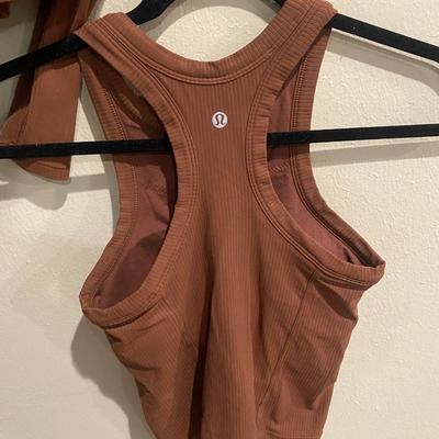 Lululemon brown tops sz 2