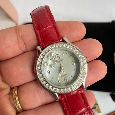 Ashley â€œSwatchâ€ Set plus More Leather Banded Watches (P-SS)