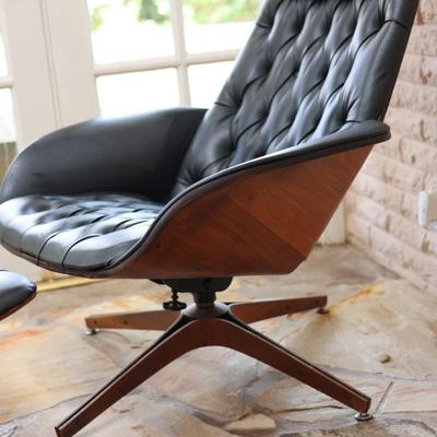 PLYCRAFT Mid-Century Lounge Chair w/ Ottoman